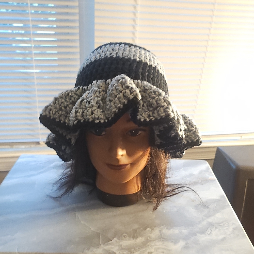 Stylish Black and Gray Women's Crochet Hat